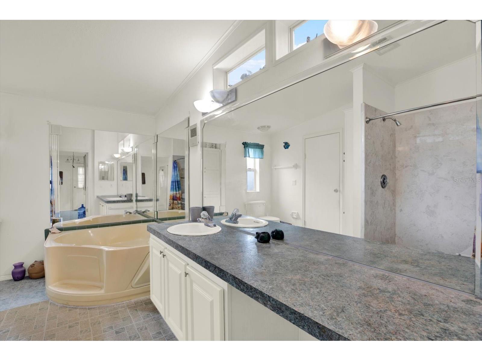 8010 Cedar Cove Avenue Brooksville FL 34613 W7885971 image11