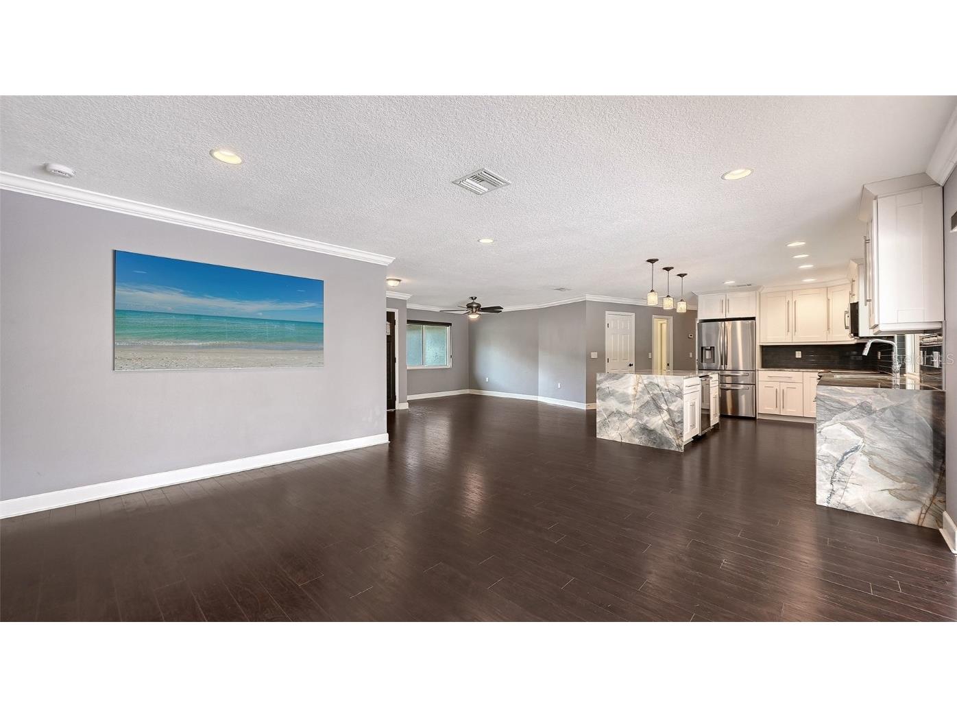 8010 Conservatory Drive Sarasota FL 34243 A4673942 image15