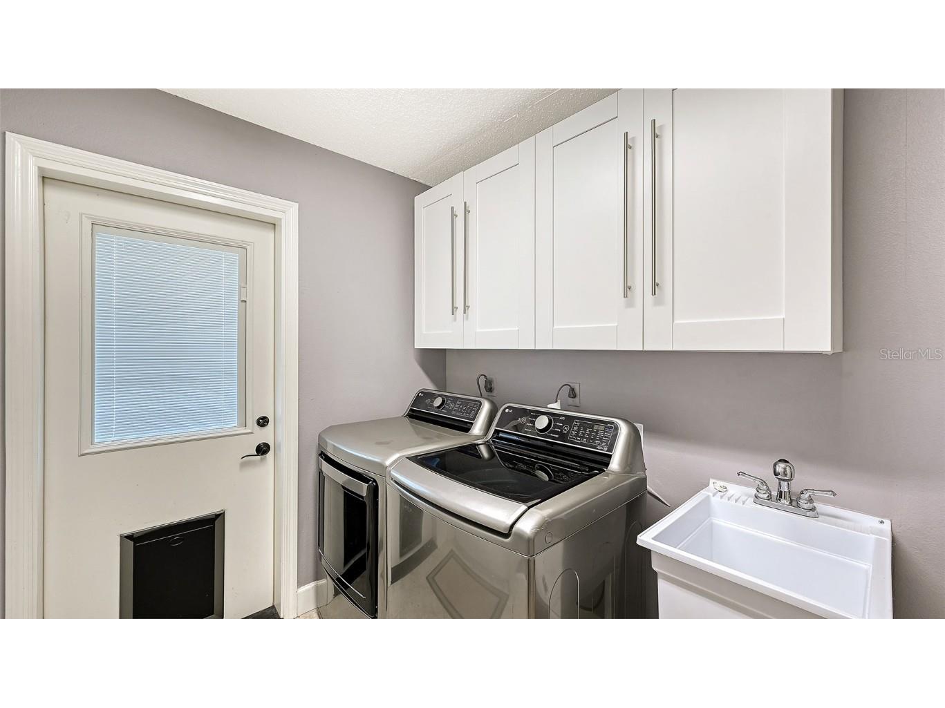 8010 Conservatory Drive Sarasota FL 34243 A4673942 image26