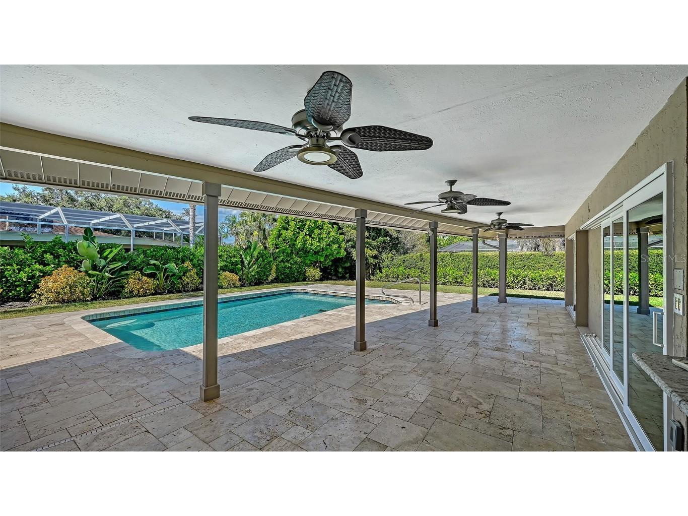 8010 Conservatory Drive Sarasota FL 34243 A4673942 image33