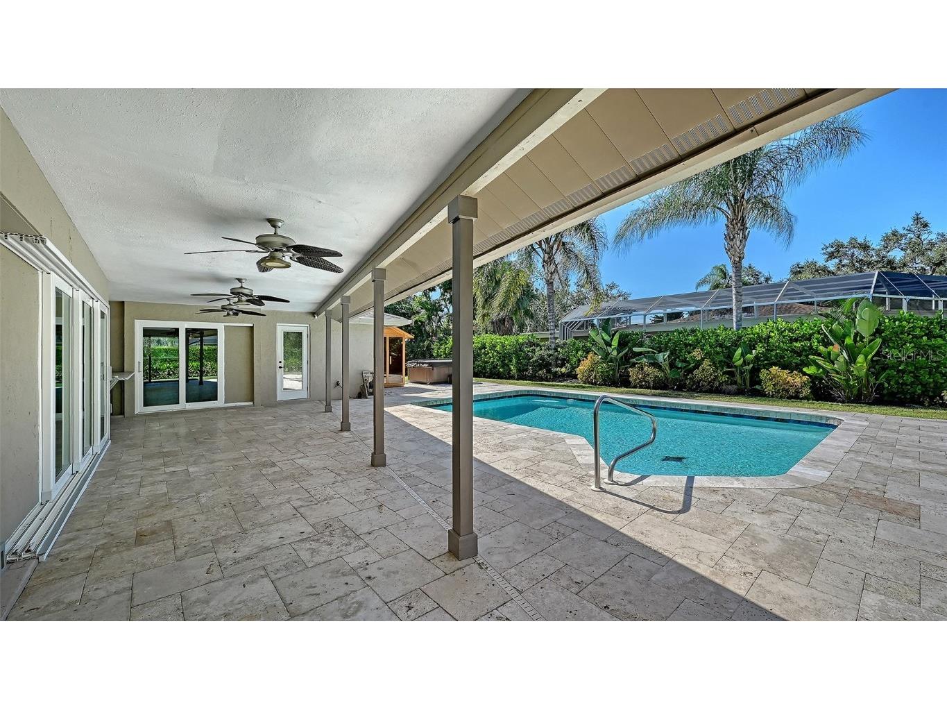 8010 Conservatory Drive Sarasota FL 34243 A4673942 image34