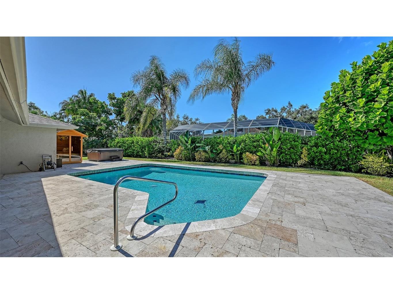 8010 Conservatory Drive Sarasota FL 34243 A4673942 image35