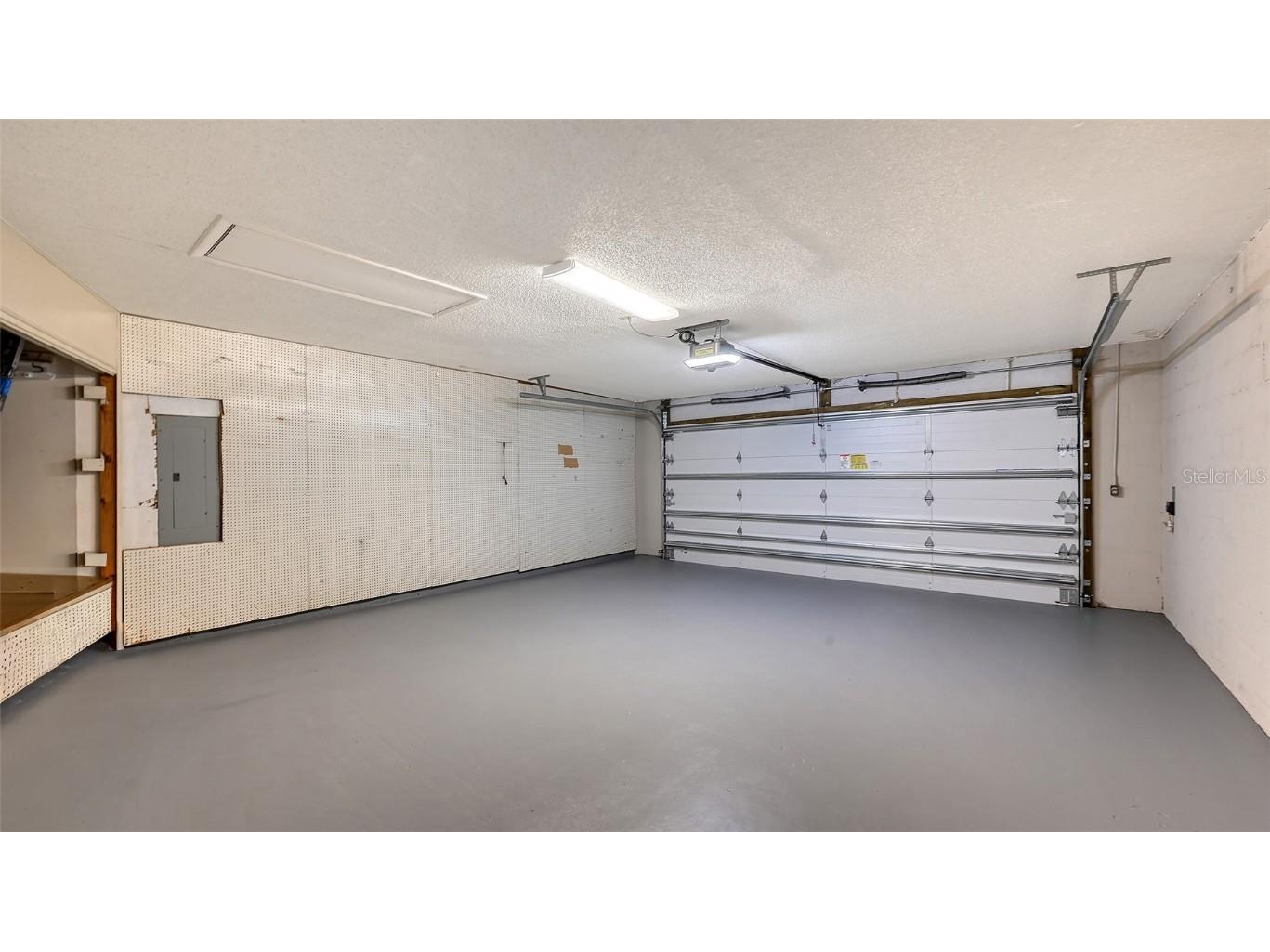 8010 Conservatory Drive Sarasota FL 34243 A4673942 image39