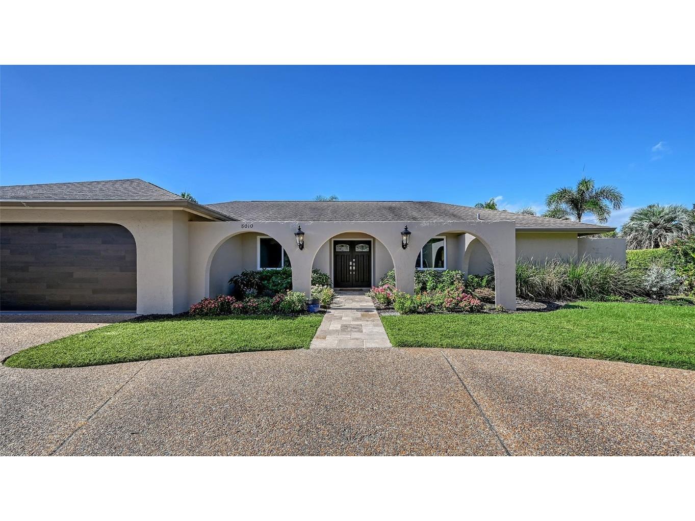 8010 Conservatory Drive Sarasota FL 34243 A4673942 image4