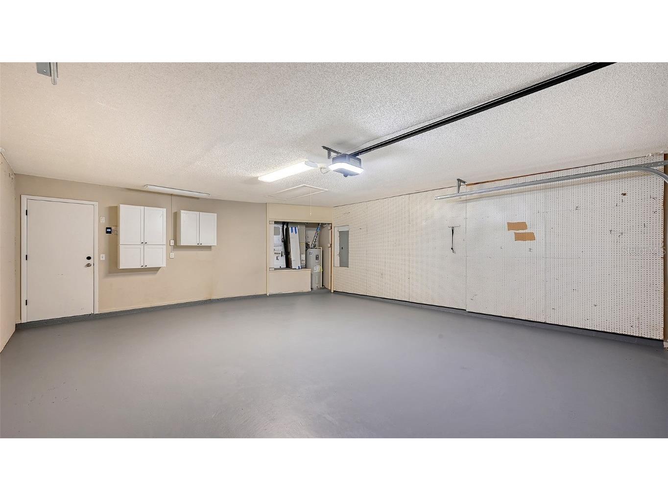 8010 Conservatory Drive Sarasota FL 34243 A4673942 image40