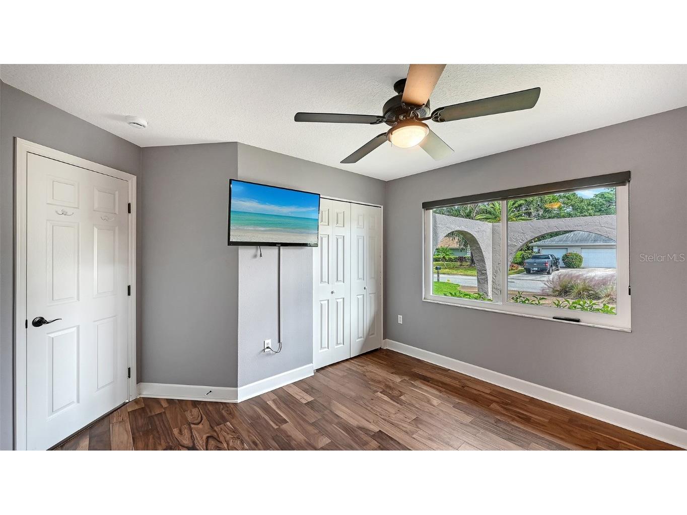 8010 Conservatory Drive Sarasota FL 34243 A4673942 image54