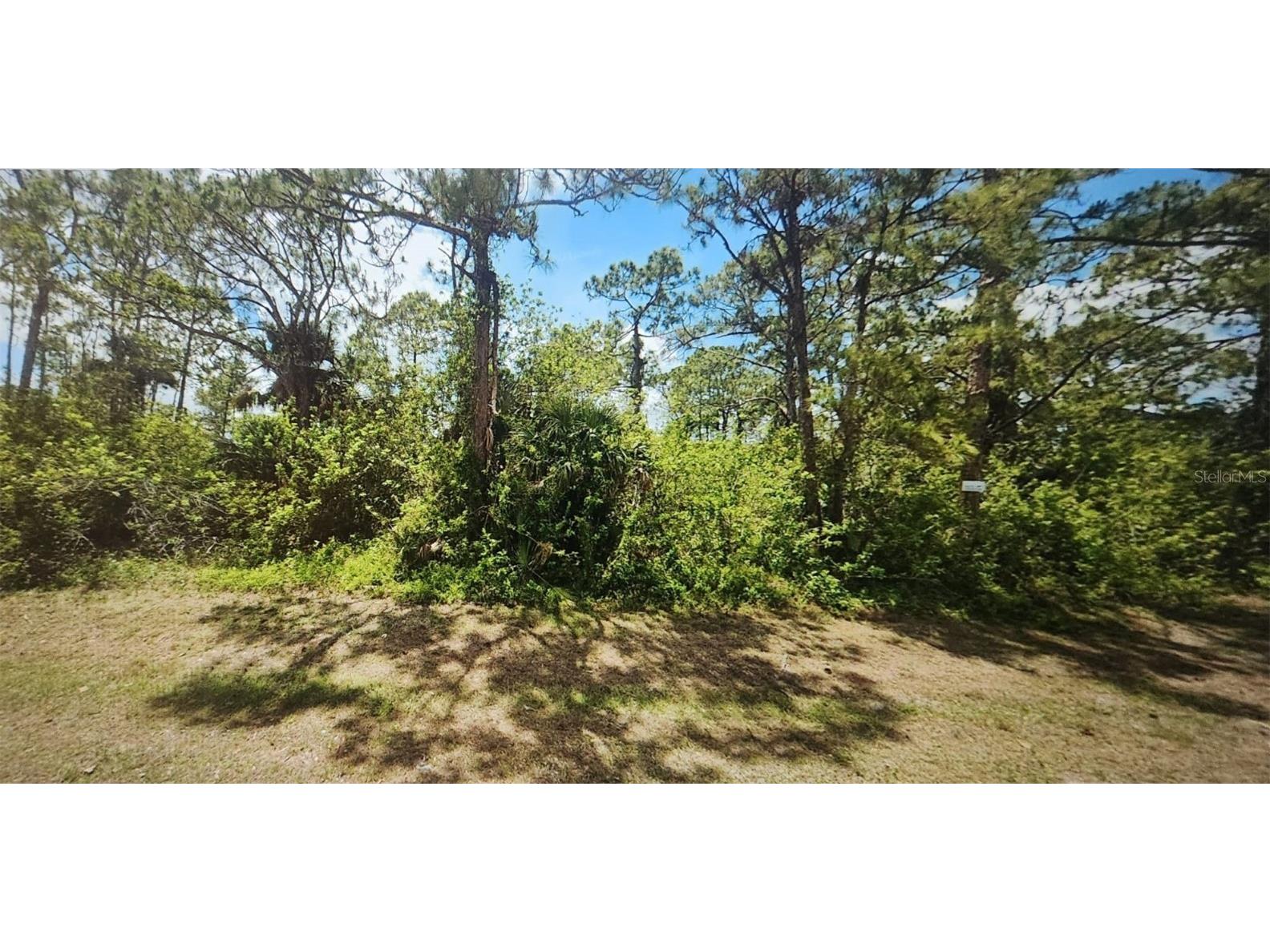 8010 Rolling Circle Labelle FL 33935 C7492580 image1