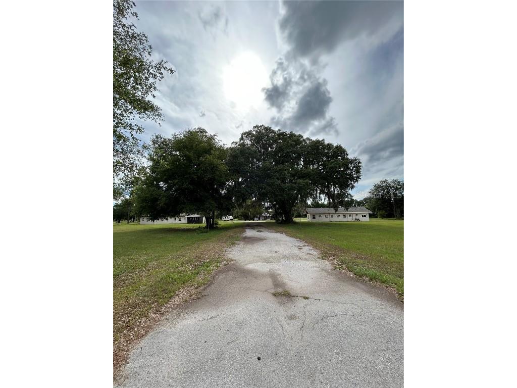 8010 SE Us Highway 301 #3A Hawthorne FL 32640 O6216402 image1