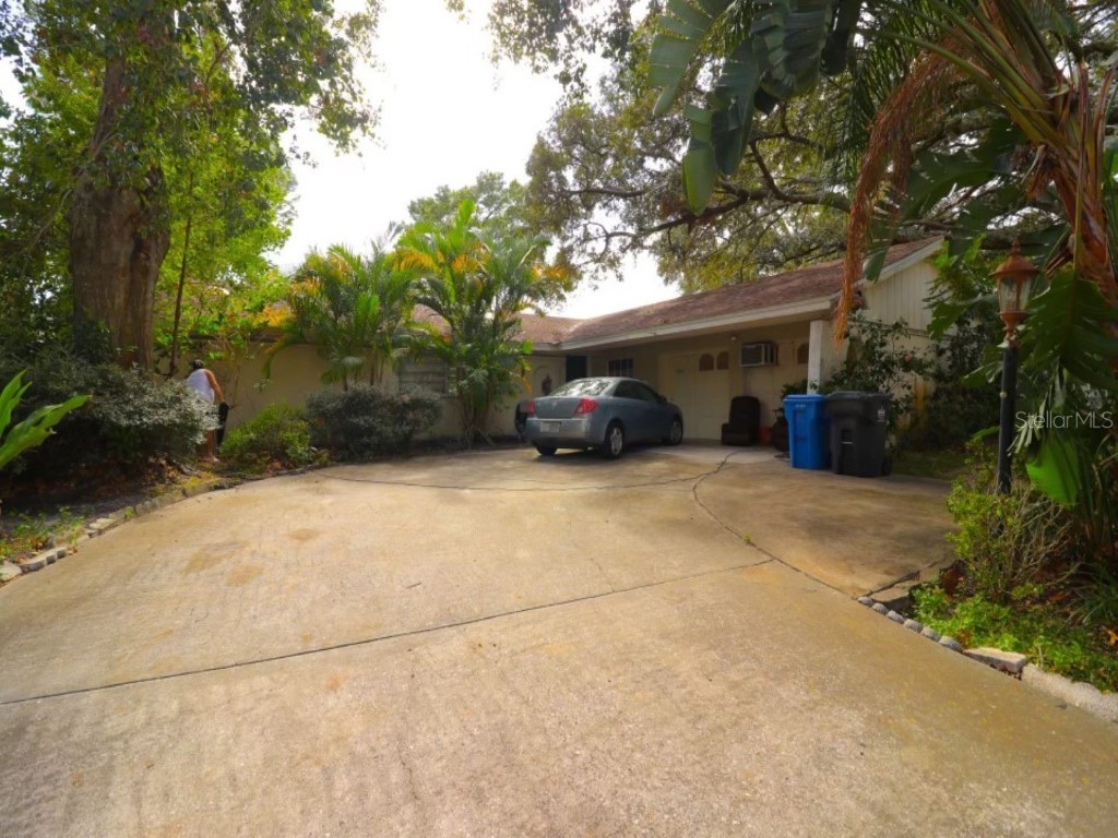 8010 W Hiawatha Street Tampa FL 33615 T3391425 image1