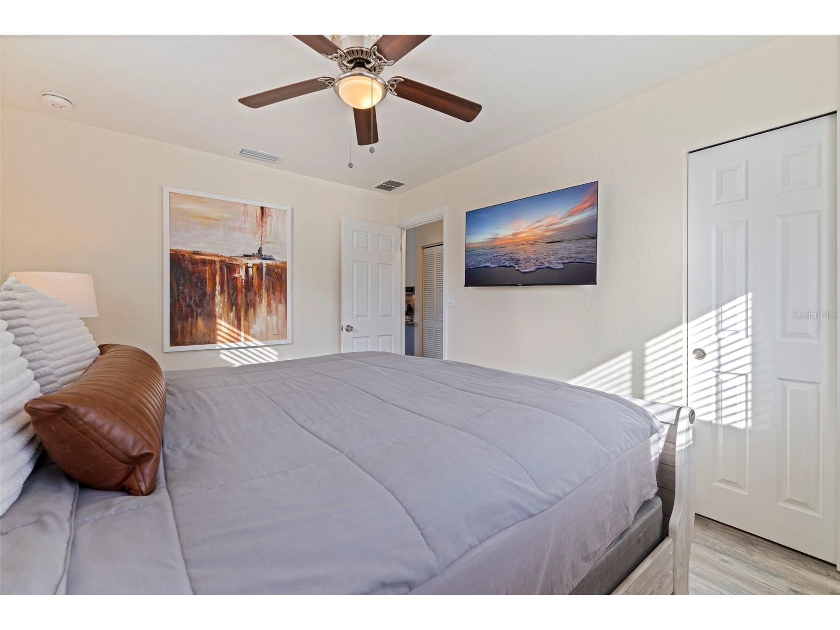 8011 26th Avenue N Saint Petersburg FL 33710 TB8463527 image17