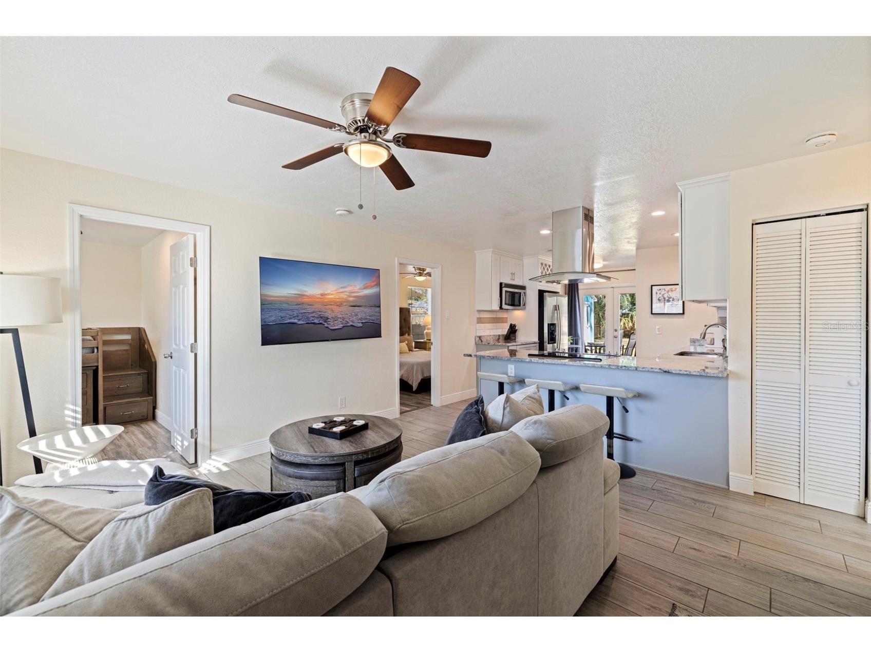 8011 26th Avenue N Saint Petersburg FL 33710 TB8463527 image2