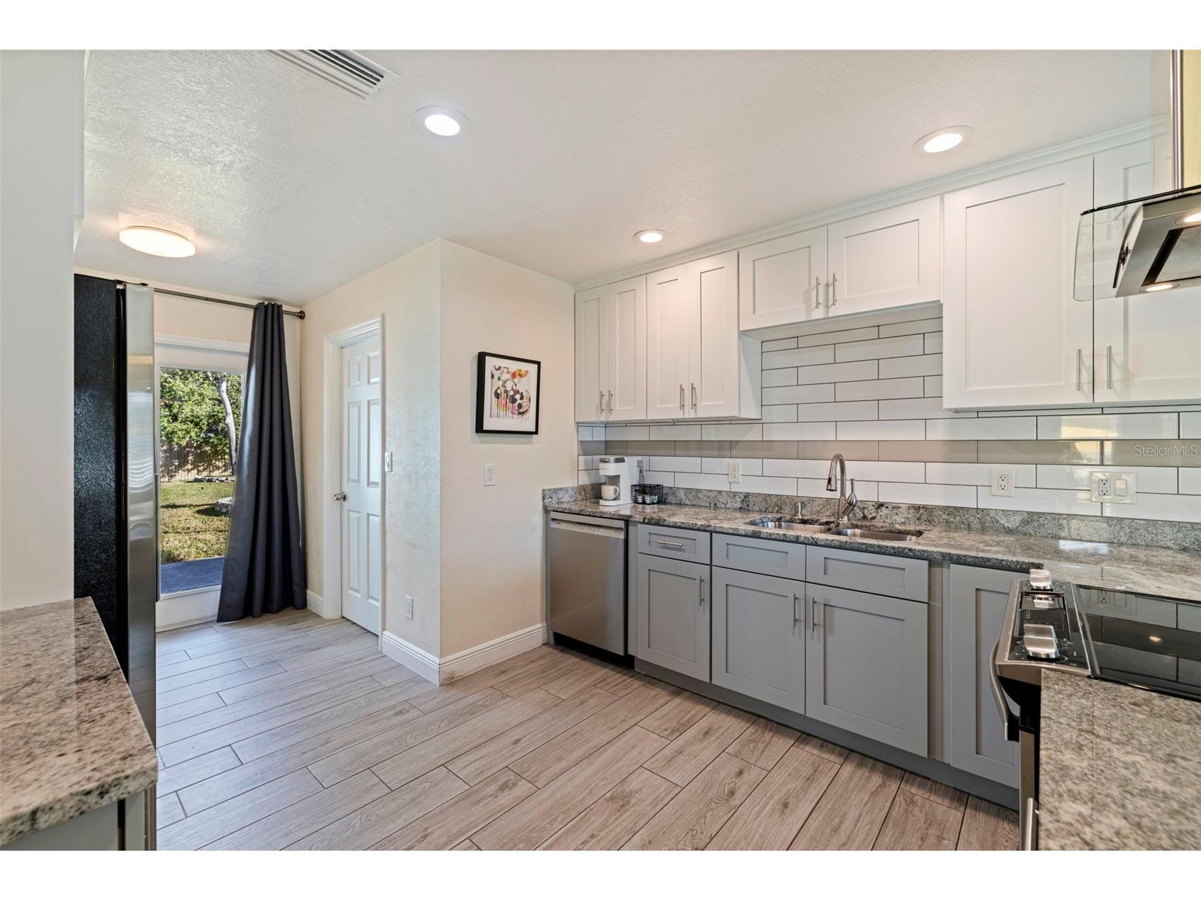 8011 26th Avenue N Saint Petersburg FL 33710 TB8463527 image6