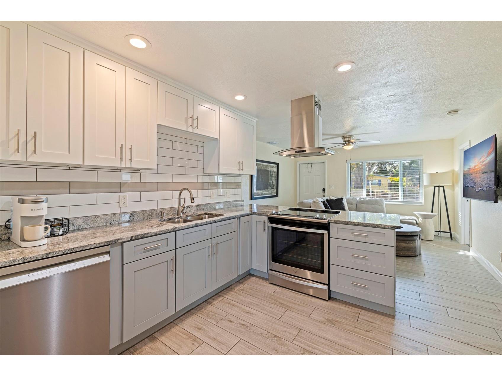 8011 26th Avenue N Saint Petersburg FL 33710 TB8463527 image8