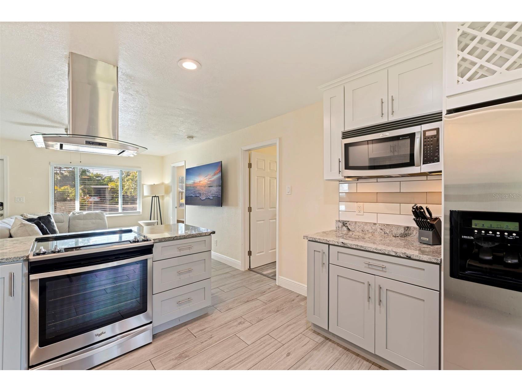 8011 26th Avenue N Saint Petersburg FL 33710 TB8463527 image9