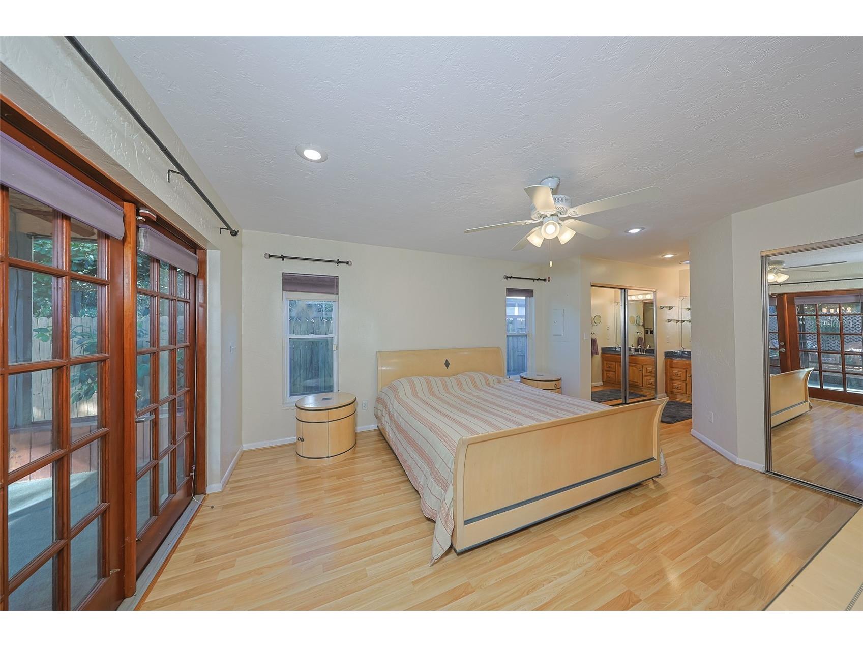 8012 26th Avenue N Saint Petersburg FL 33710 TB8428781 image13