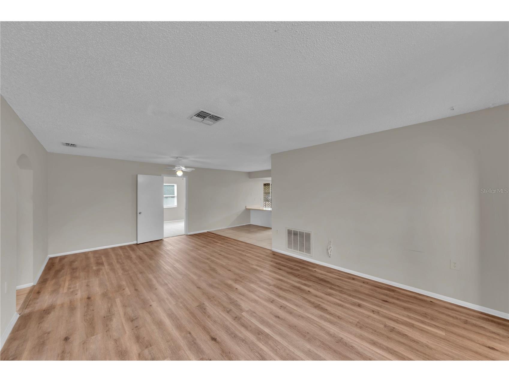 8012 Embassy Boulevard Port Richey FL 34668 TB8443441 image8