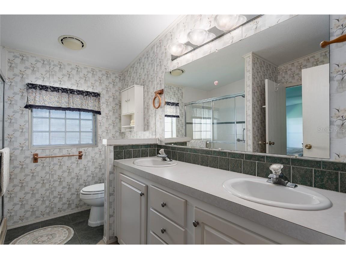 8012 Nancy Lane Ellenton FL 34222 A4661940 image14