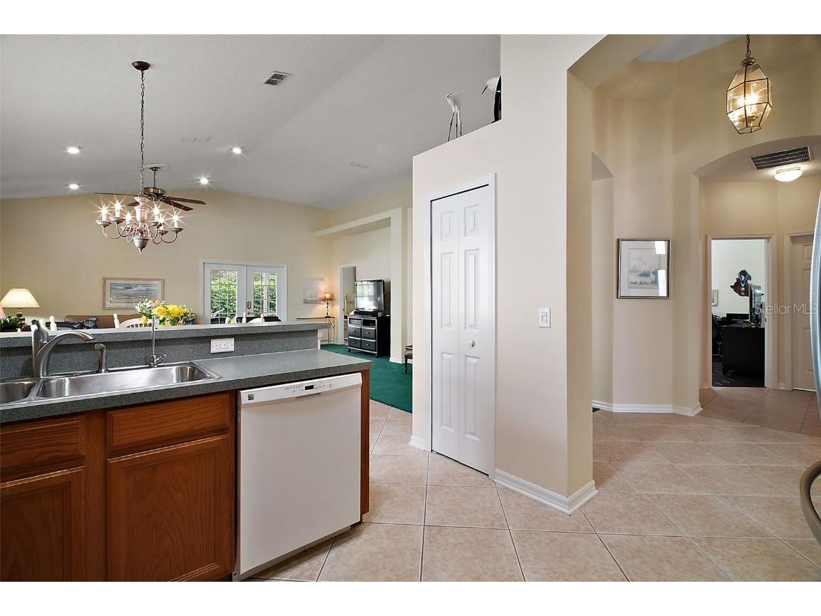 8012 Saint James Way Mount Dora FL 32757 G5100747 image15