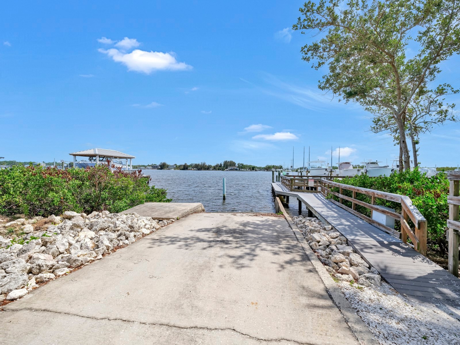8013 Key West Conch Drive Riverview FL 33578 - ALAFIA RIVER & PRIVATE LAKE TB8499871 image22