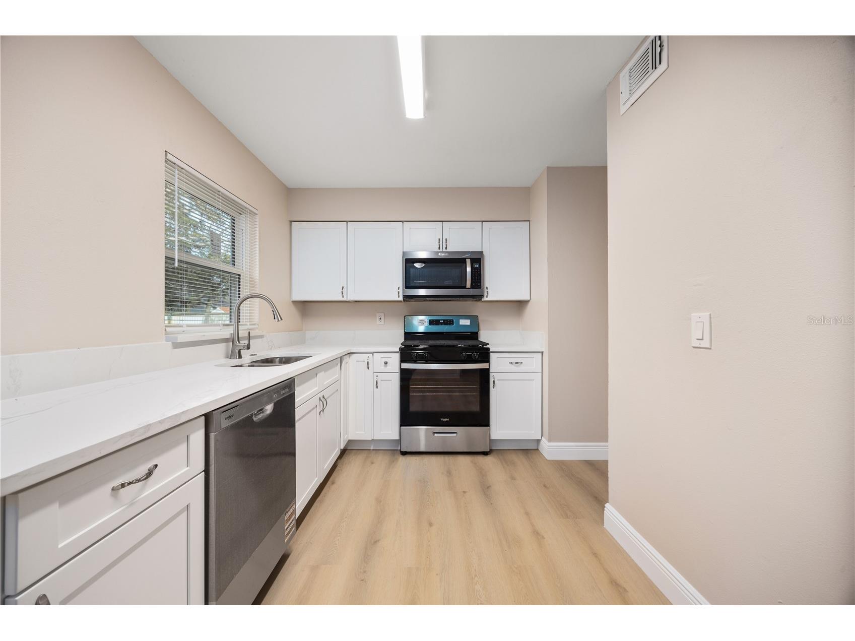 8013 Rhea Circle Orlando FL 32807 O6373437 image8