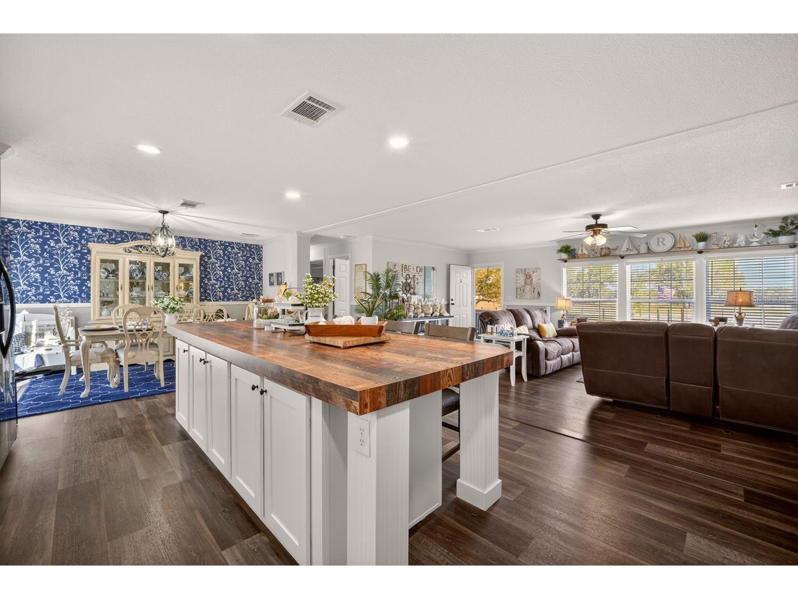 8013 Sergeant Pepper Dr Howey In The Hills FL 34737 - Blue Spring Lake G5109144 image13