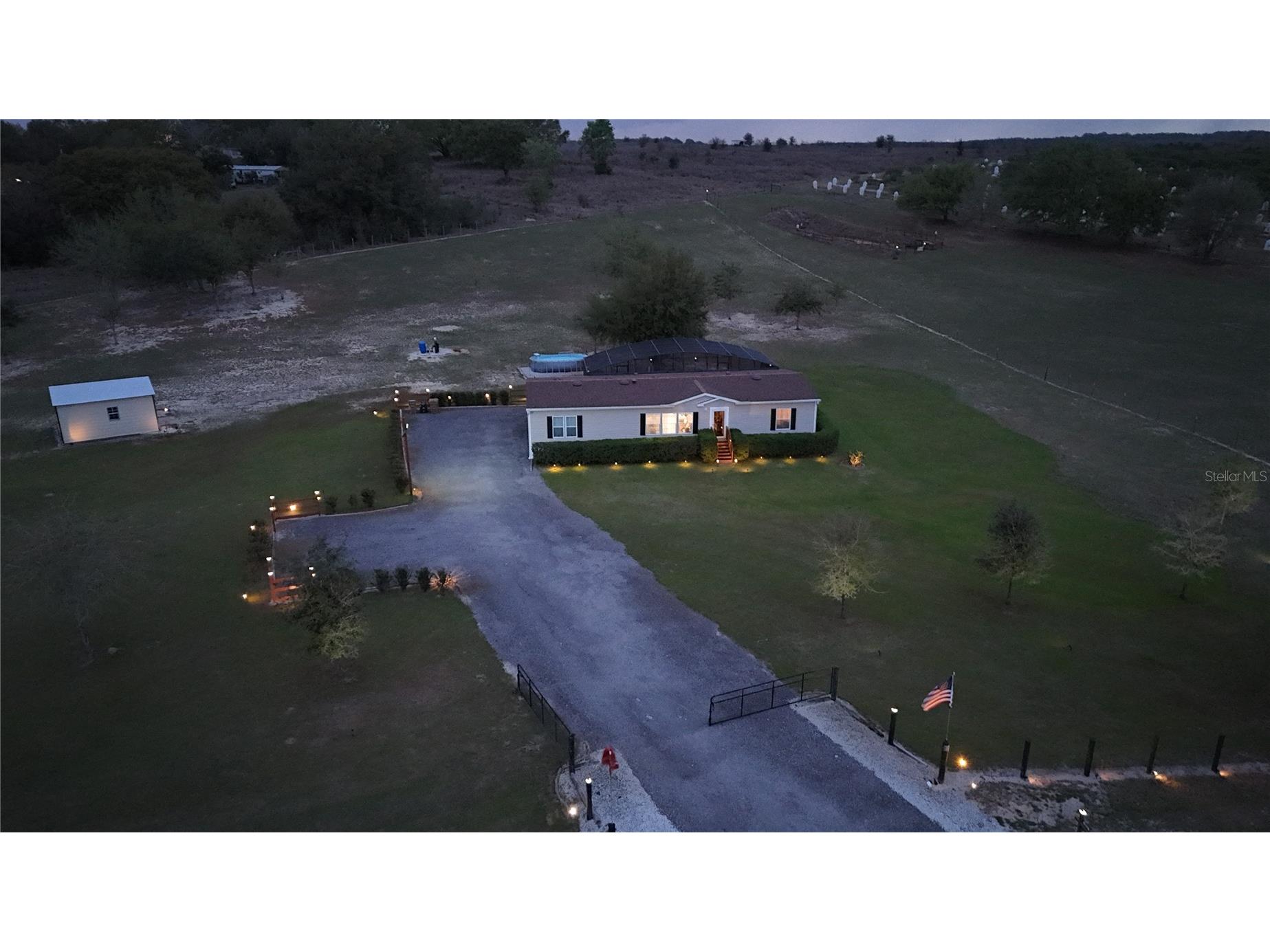 8013 Sergeant Pepper Dr Howey In The Hills FL 34737 - Blue Spring Lake G5109144 image44