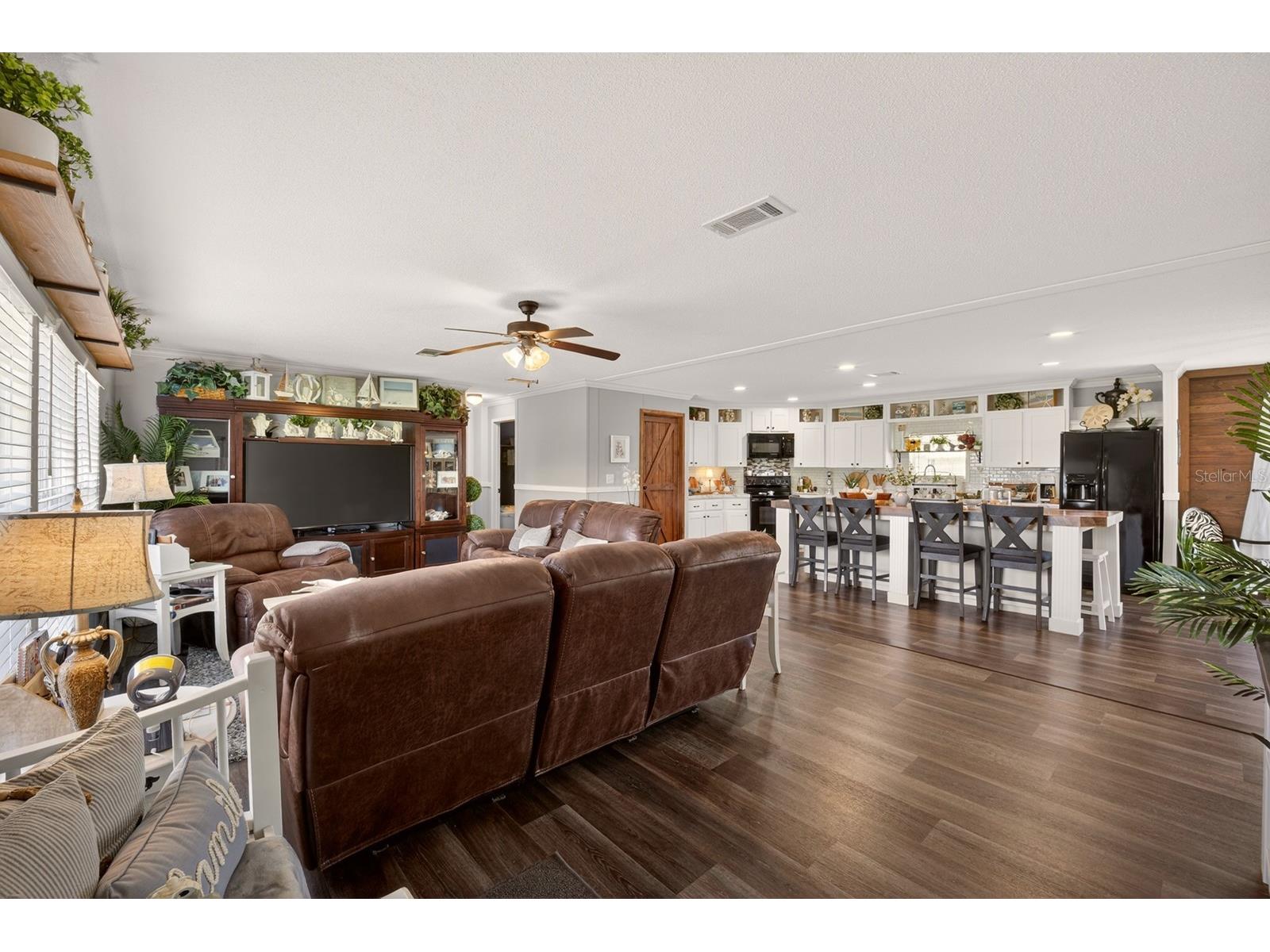 8013 Sergeant Pepper Dr Howey In The Hills FL 34737 - Blue Spring Lake G5109144 image8