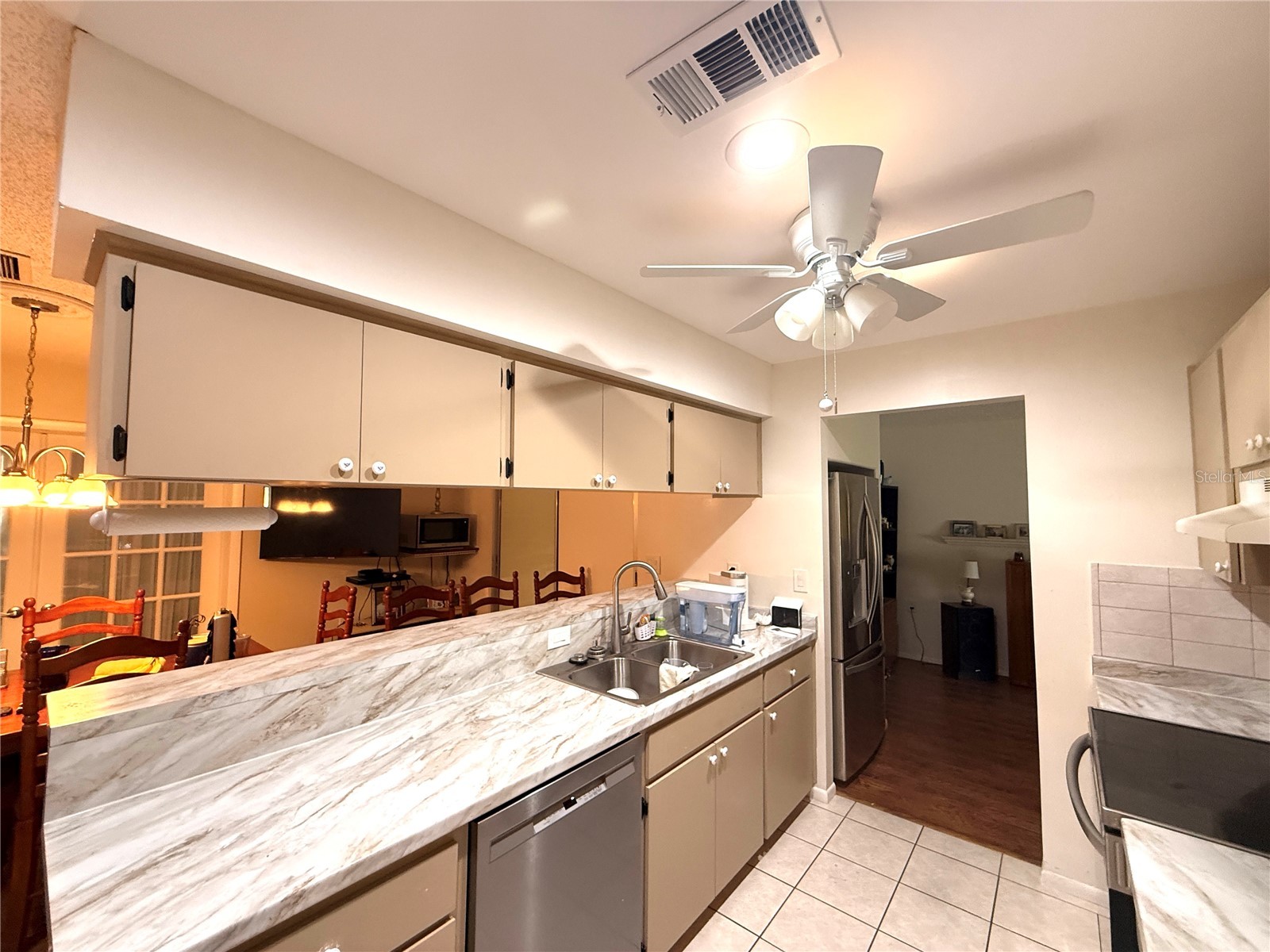 8014 Casuarina Drive Port Richey FL 34668 W7882430 image5
