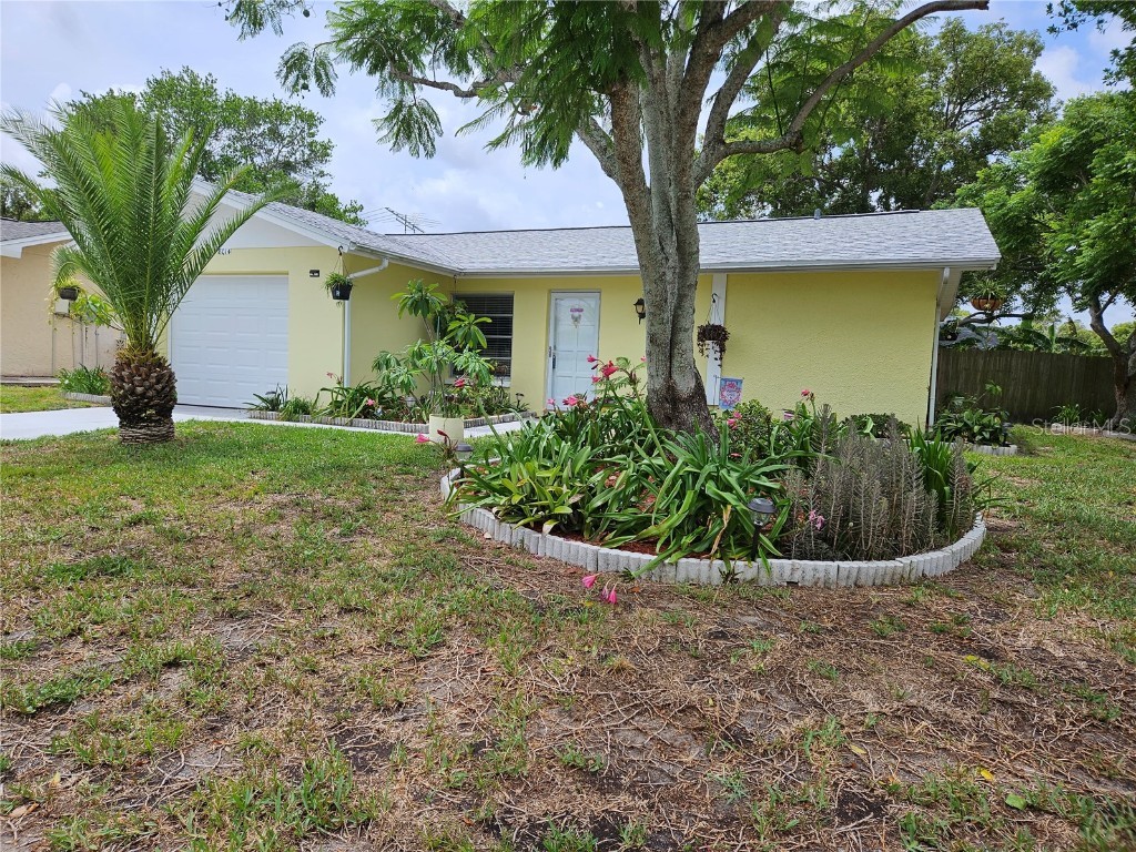 8014 Las Cruces Court Port Richey FL 34668 W7855868 image1