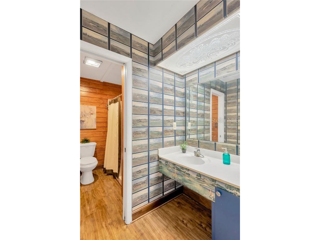 8014 Peach Drive Temple Terrace FL 33637 TB8461498 image24