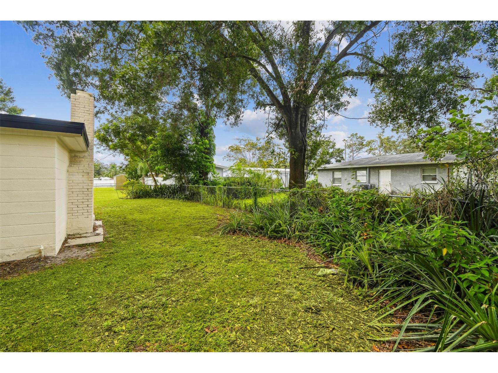 8014 Sane Place Tampa FL 33610 TB8434935 image42