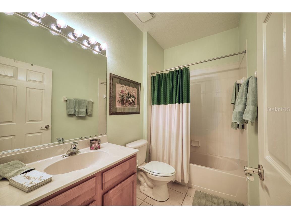 8014 Victoria Falls Circle Sarasota FL 34243 A4665402 image11