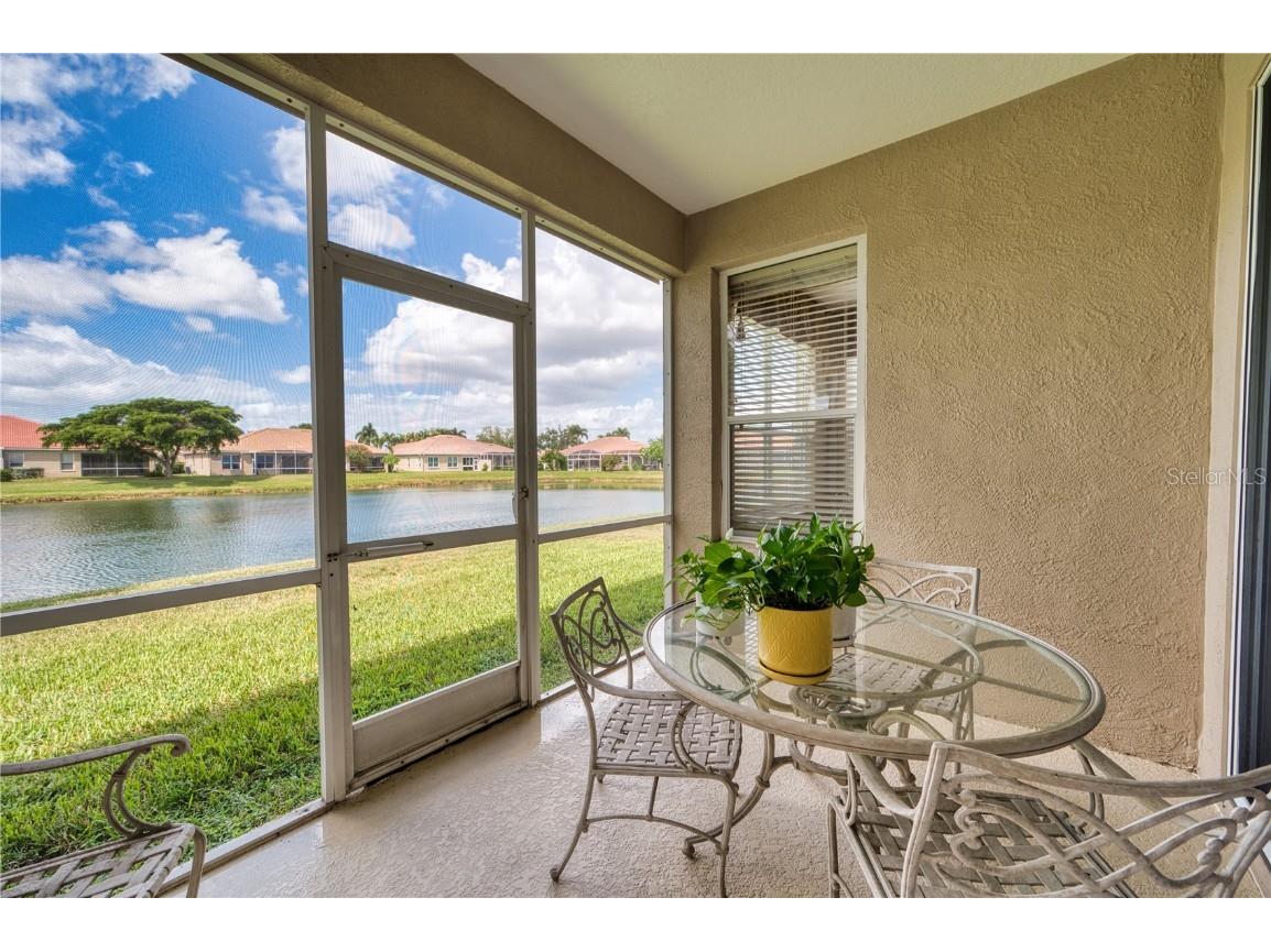 8014 Victoria Falls Circle Sarasota FL 34243 A4665402 image24