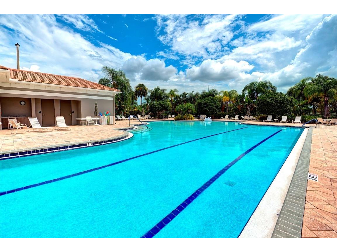 8014 Victoria Falls Circle Sarasota FL 34243 A4665402 image32