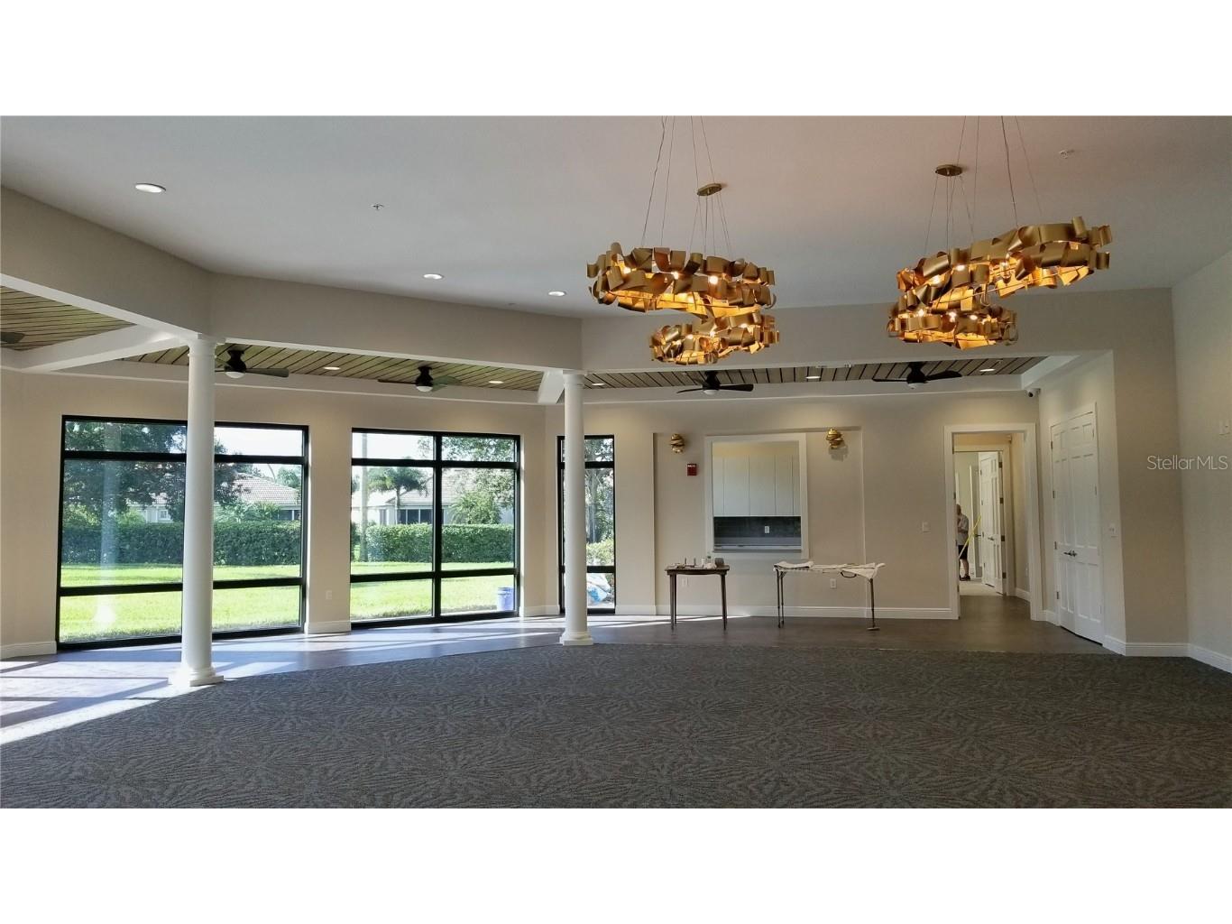 8014 Victoria Falls Circle Sarasota FL 34243 A4665402 image38