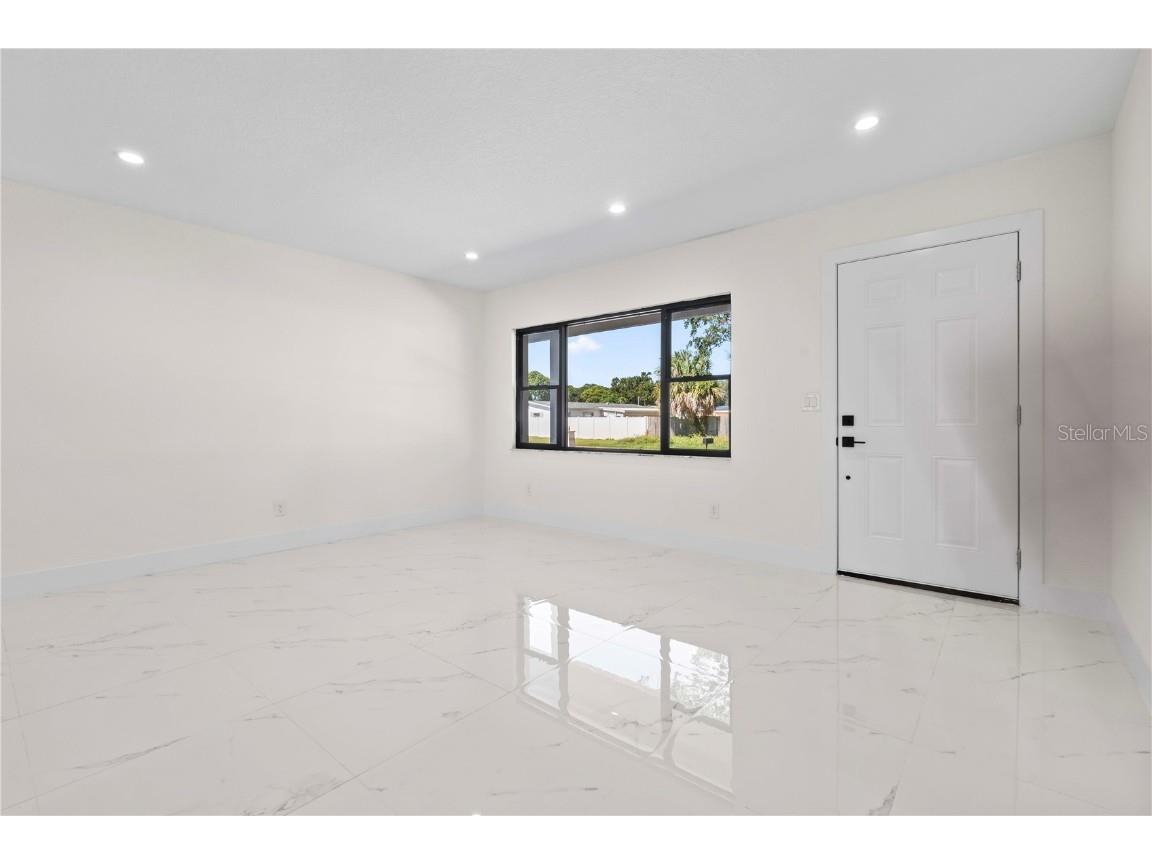 8014 W Comanche Avenue Tampa FL 33615 TB8396569 image11