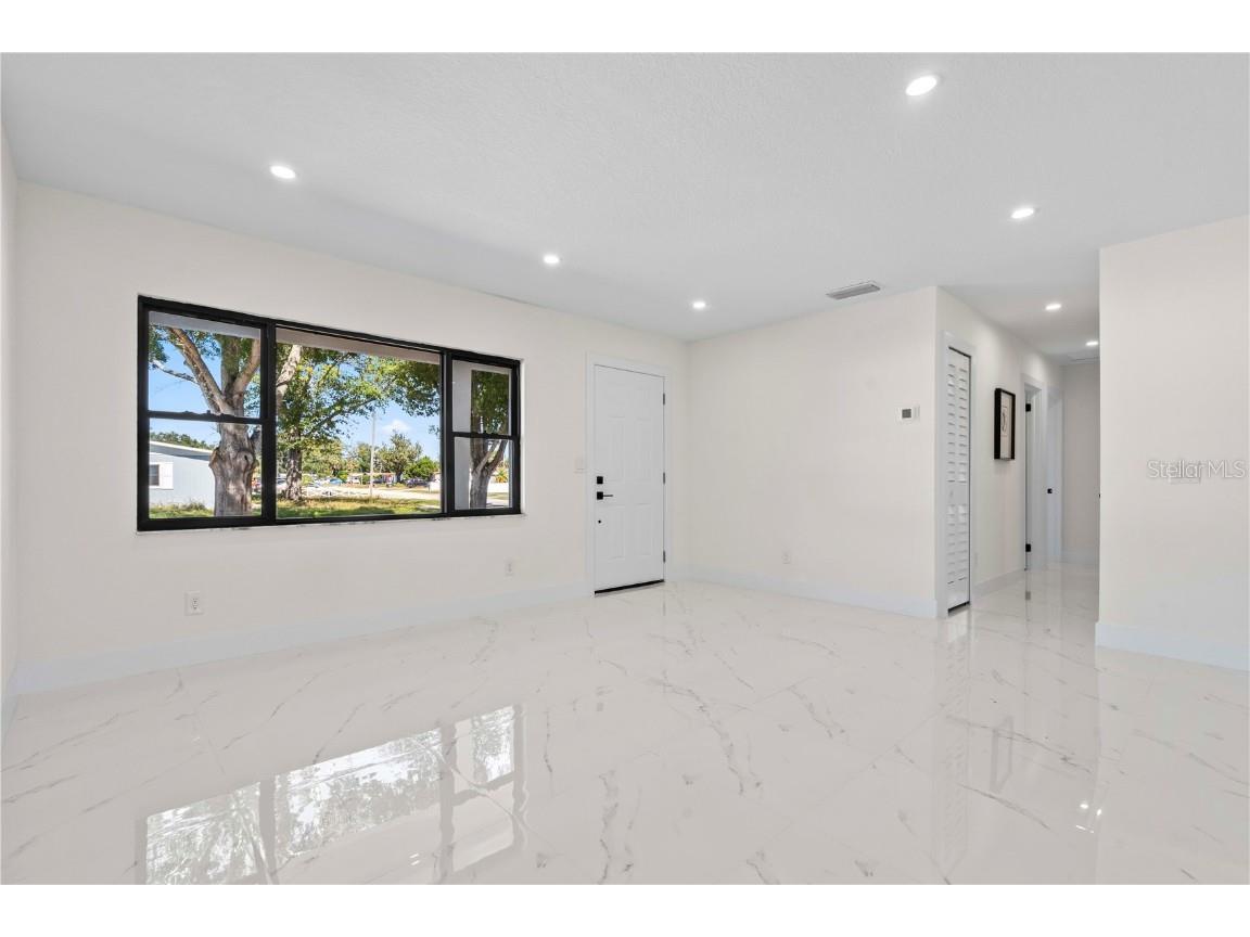 8014 W Comanche Avenue Tampa FL 33615 TB8396569 image12