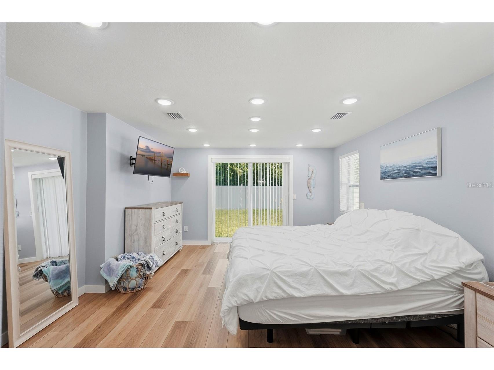 8015 28th Avenue N Saint Petersburg FL 33710 TB8509557 image11