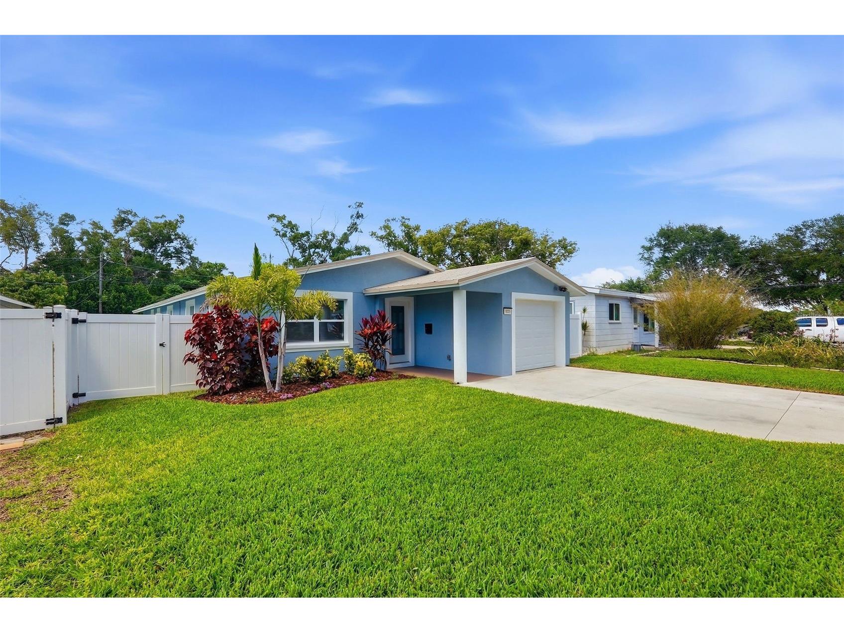8015 28th Avenue N Saint Petersburg FL 33710 TB8509557 image2