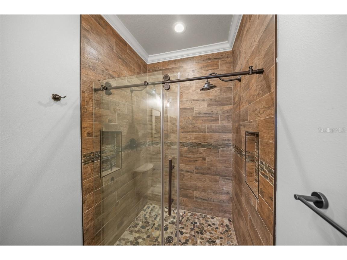 8015 Limestone Lane #15-101 Sarasota FL 34233 A4677096 image18