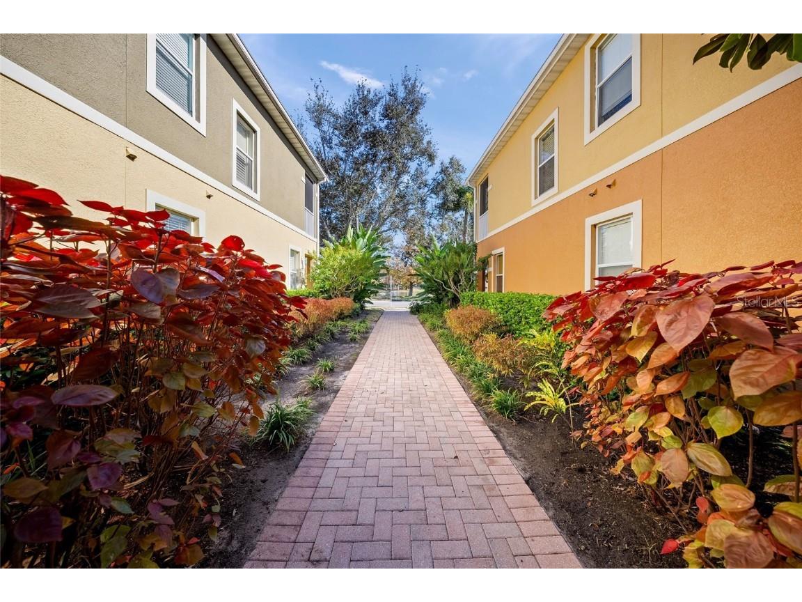 8015 Limestone Lane #15-101 Sarasota FL 34233 A4677096 image4