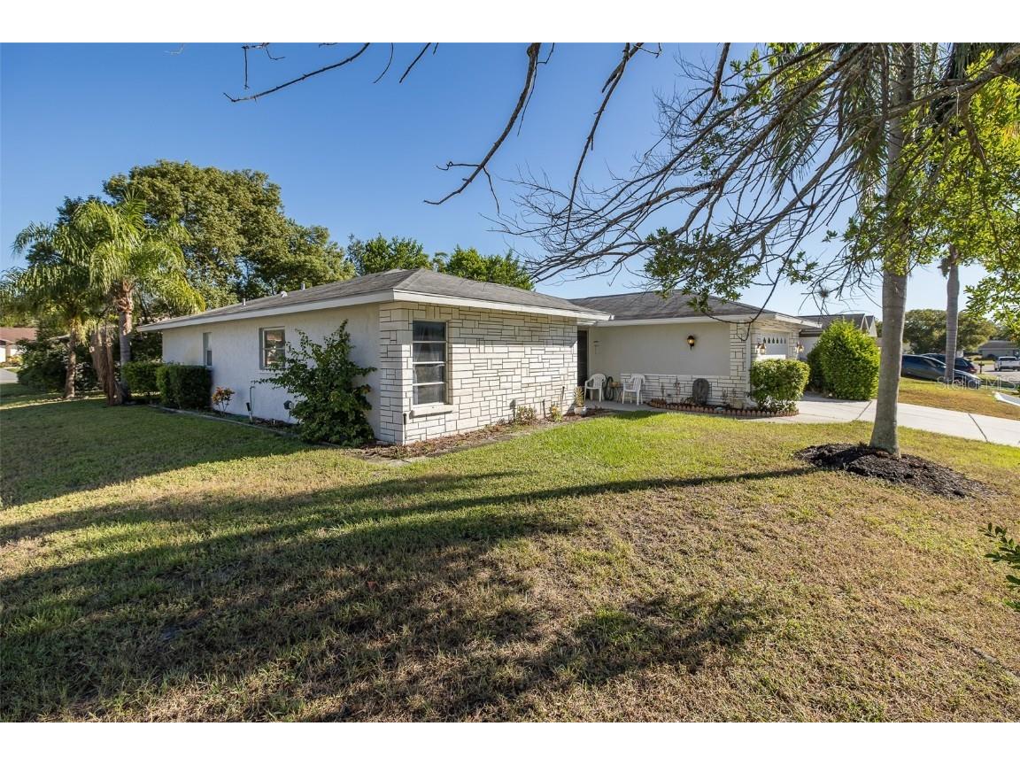 8015 San Fernando Drive Port Richey FL 34668 W7879839 image24