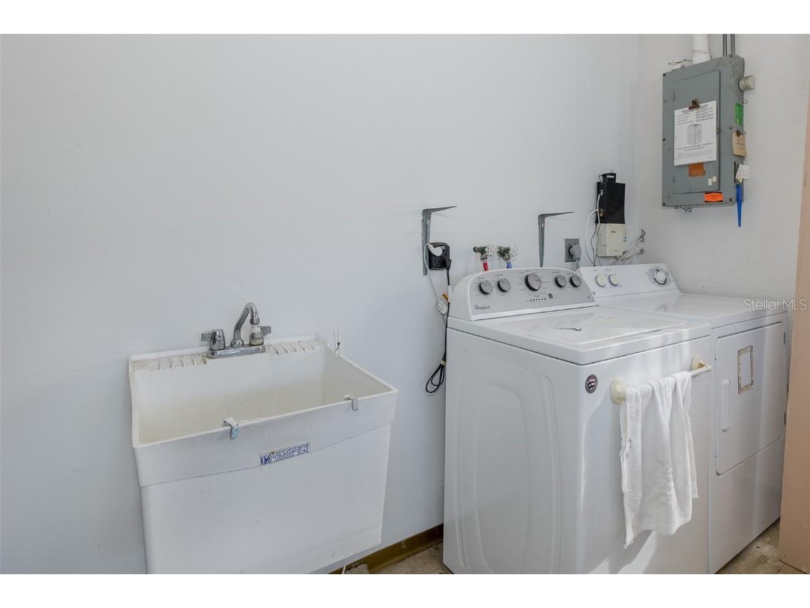 8015 San Fernando Drive Port Richey FL 34668 W7879839 image38