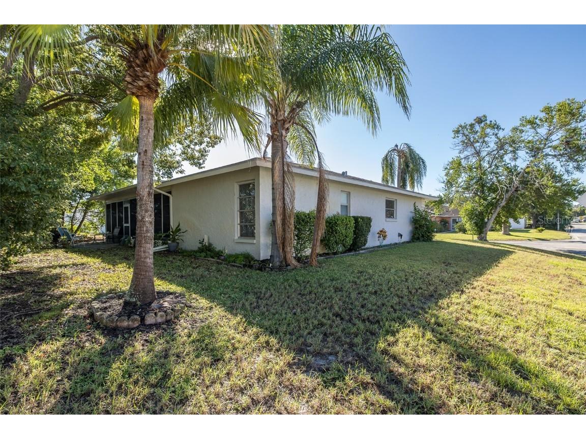 8015 San Fernando Drive Port Richey FL 34668 W7879839 image42
