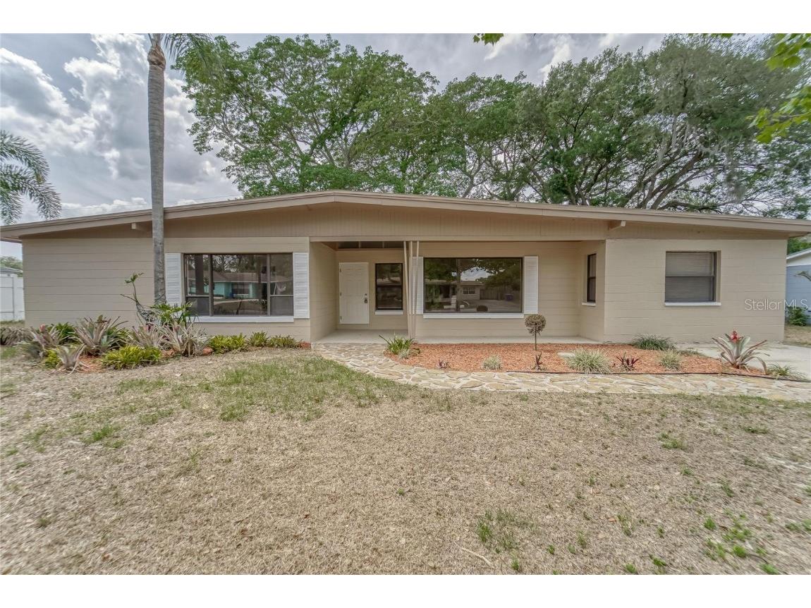 8016 Cardinal Drive Tampa FL 33617 T3448343 image1