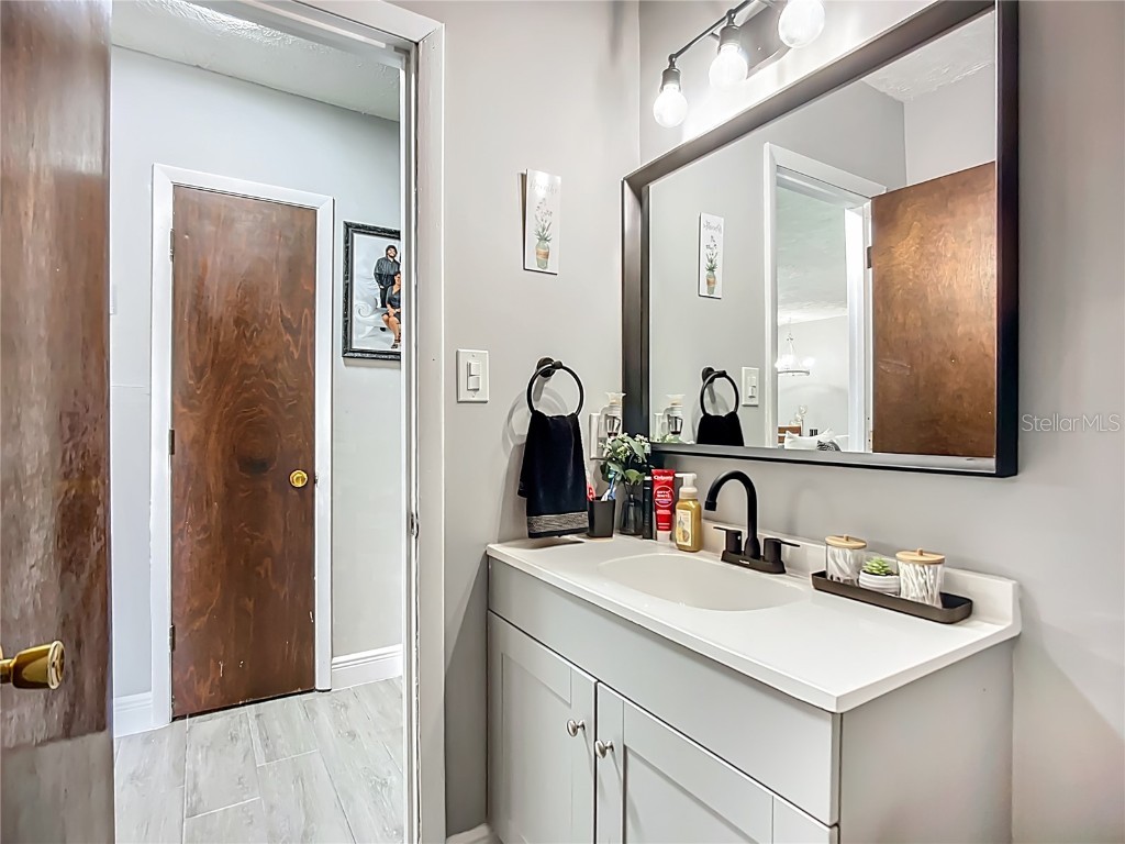 8016 Formby Street Riverview FL 33578 TB8415480 image16