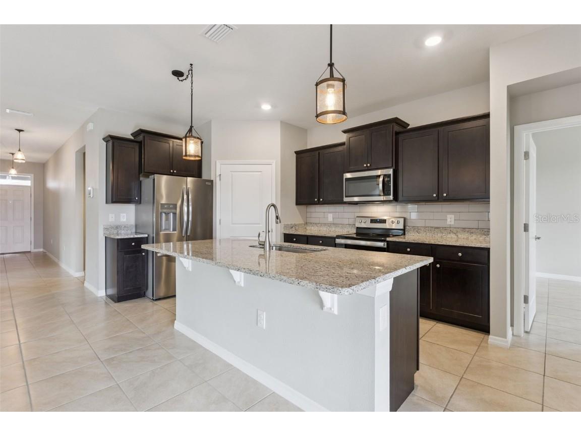 8016 Penrose Place Wildwood FL 34785 S5140082 image3