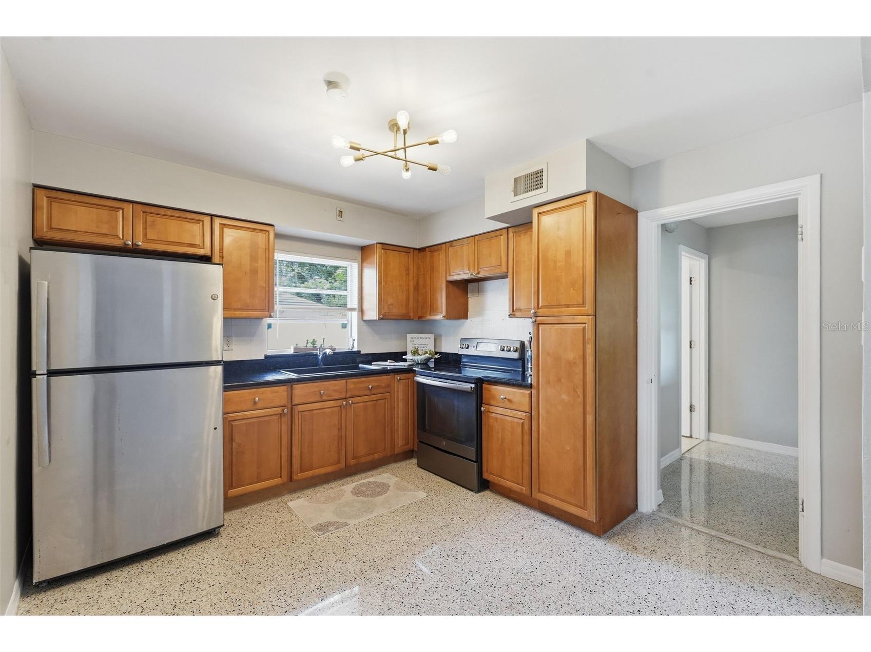 8017 Cardinal Drive Tampa FL 33617 TB8510368 image11