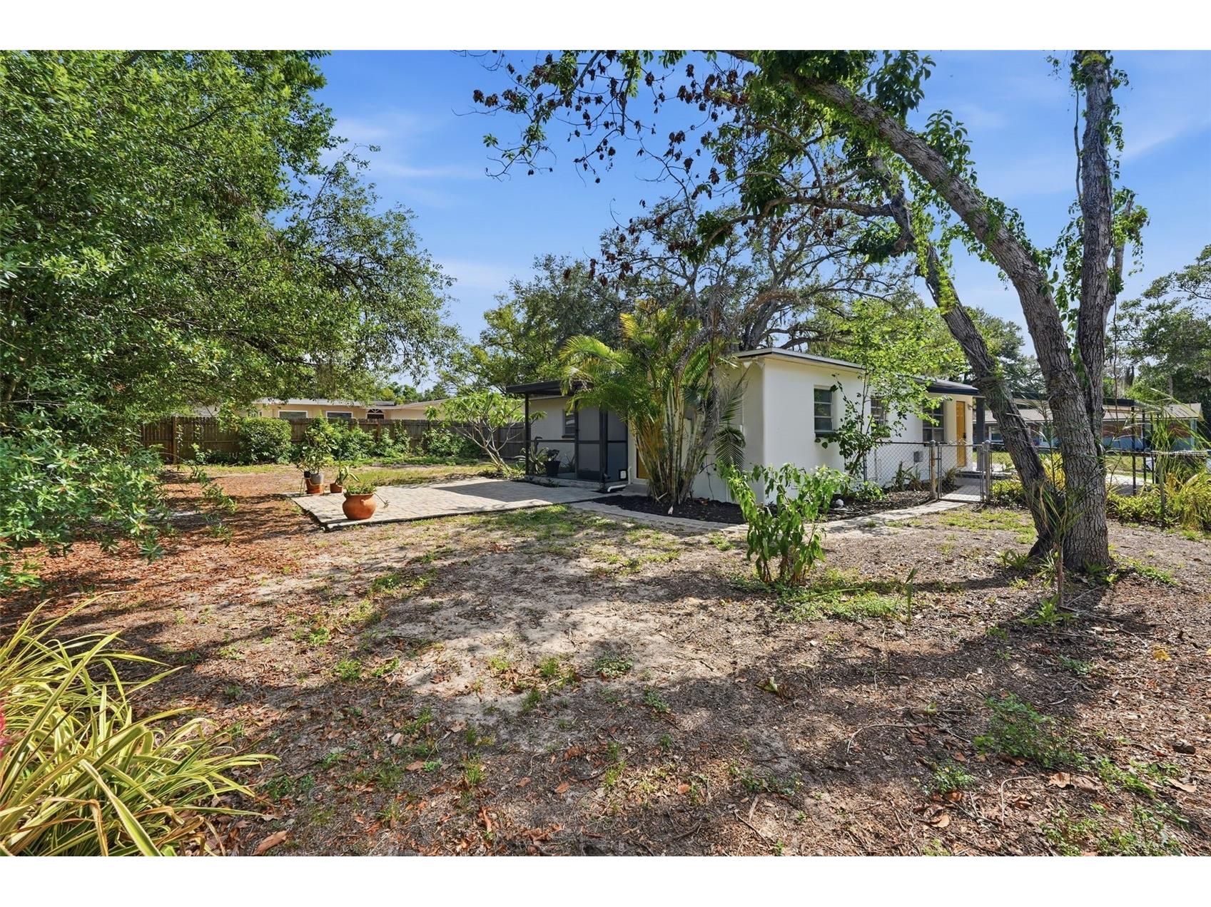 8017 Cardinal Drive Tampa FL 33617 TB8510368 image24