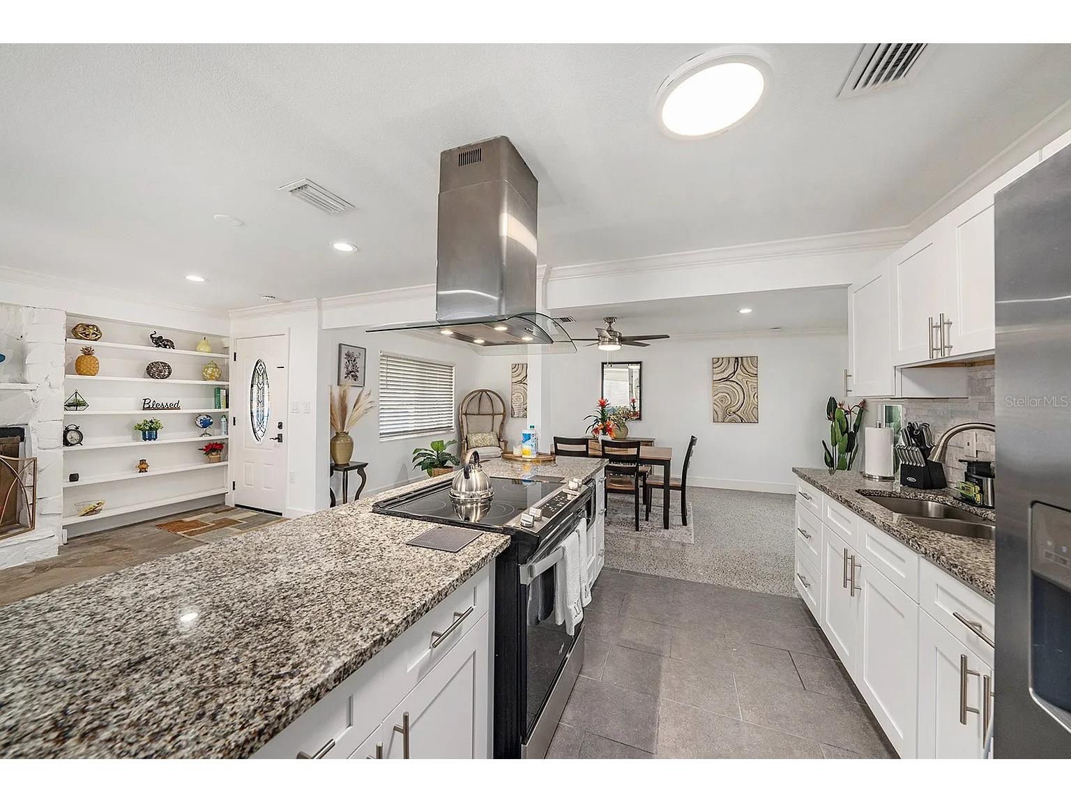 8017 Dell Drive Tampa FL 33615 TB8484407 image8